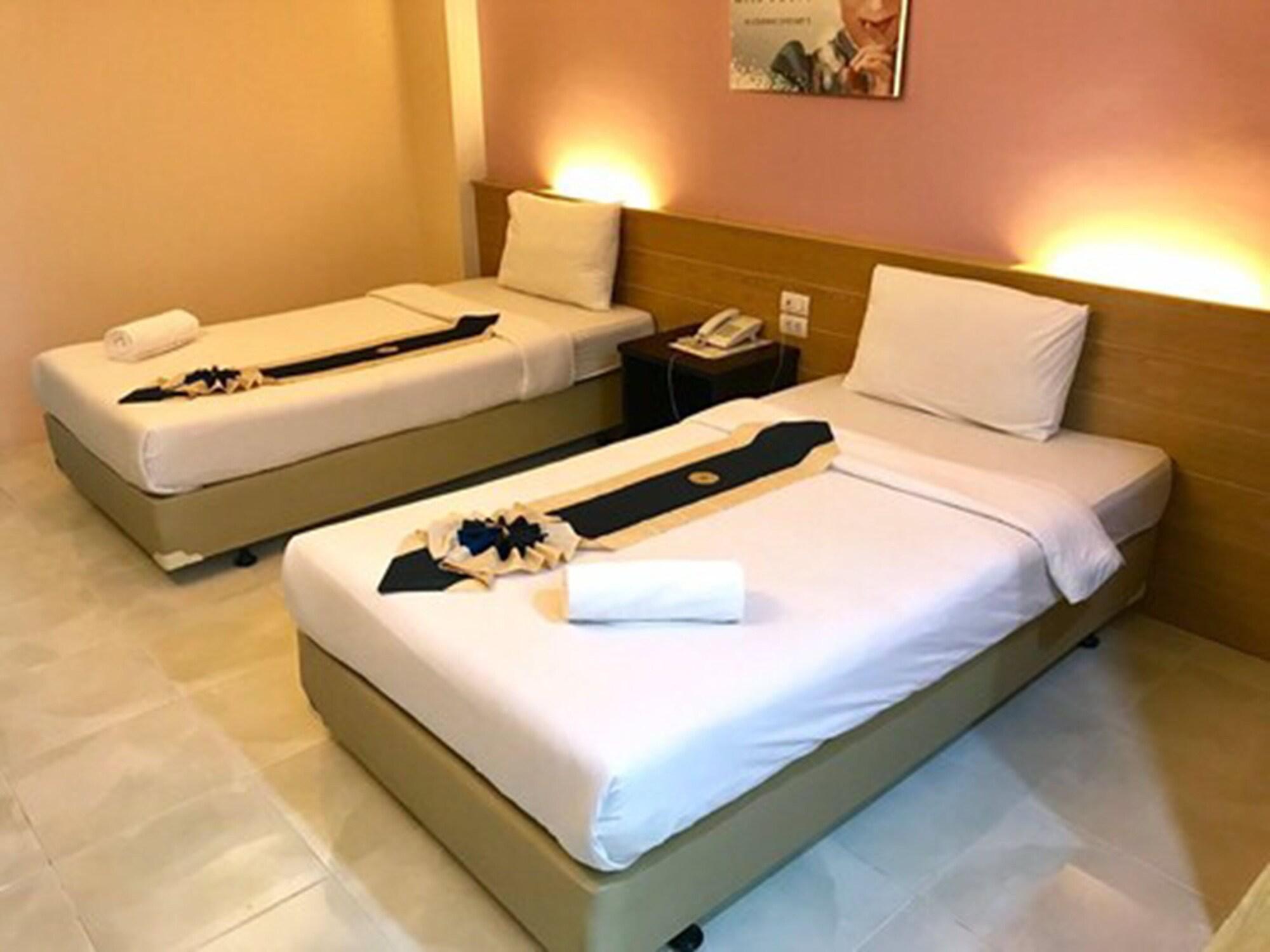 The One Surat Hotel Surat Thani Ngoại thất bức ảnh